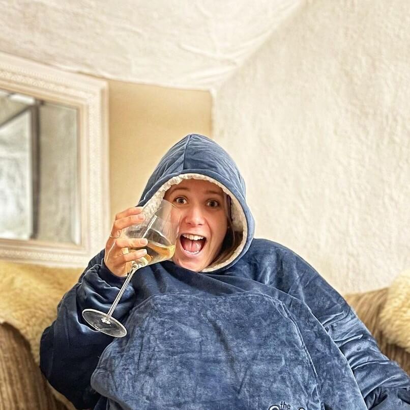 Huggia™ – Hanorac-Pătură Moale și Călduroasă pentru Acasă