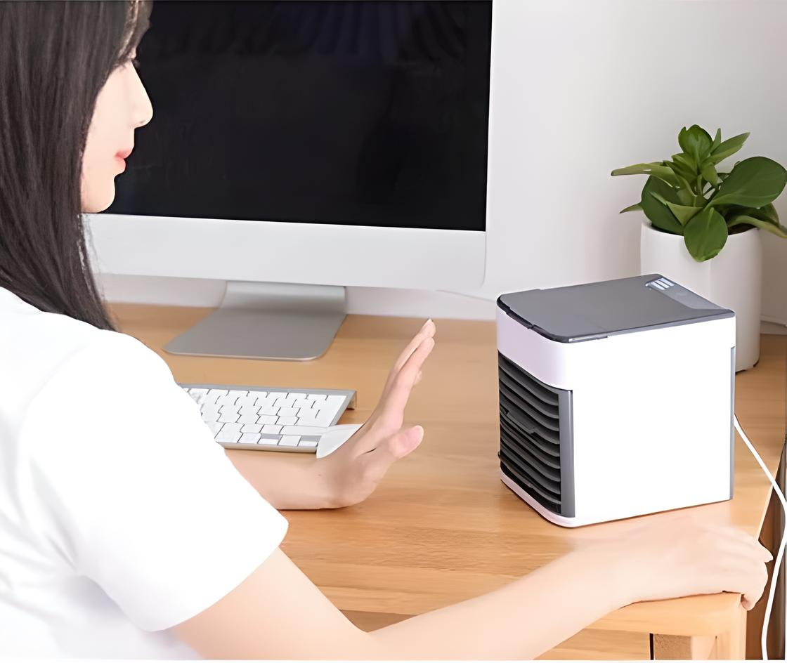 AirArtic™ – Mini Răcitor De Aer Personal Portabil