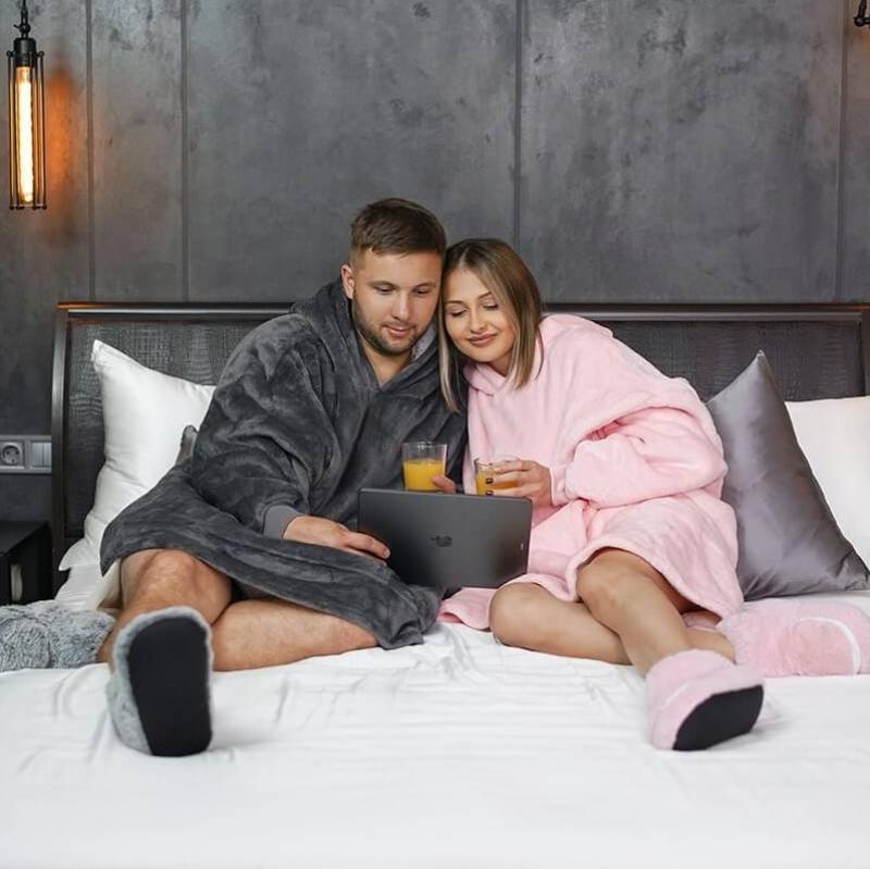 Huggia™ – Hanorac-Pătură Moale și Călduroasă pentru Acasă